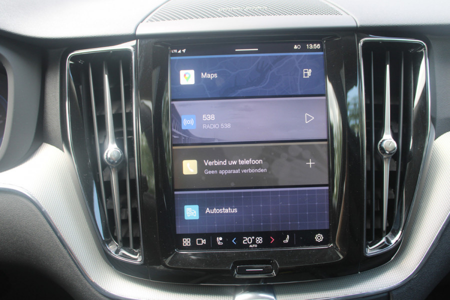 Volvo XC60 T6 350PK AWD Plus Dark | Trekhaak | 360 Camera | H&K | Blis | ACC | Leder | Pilot assist