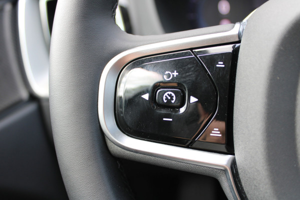 Volvo XC60 T6 350PK AWD Plus Dark | Trekhaak | 360 Camera | H&K | Blis | ACC | Leder | Pilot assist
