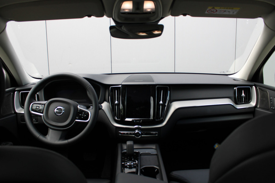 Volvo XC60 T6 350PK AWD Plus Dark | Trekhaak | 360 Camera | H&K | Blis | ACC | Leder | Pilot assist