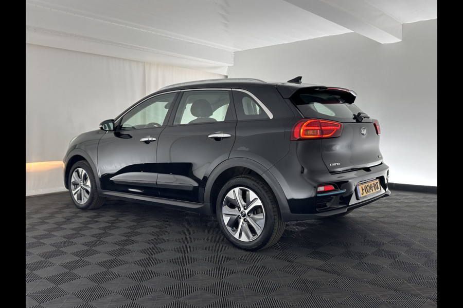 Kia e-Niro DynamicLine 64 kWh [ 3-Fase ] (INCL-BTW)  Aut. *LEATHER-FABRIC | NAVI-FULLMAP | AMBIENT-LIGHT | DAB+ | ADAPTIVE-CRUISE | CAMERA | HEATED-COMFORTSEATS | KEYLESS | DIGI-COCKPIT | SHIFT-PADDLES | CARPLAY | 17"ALU*