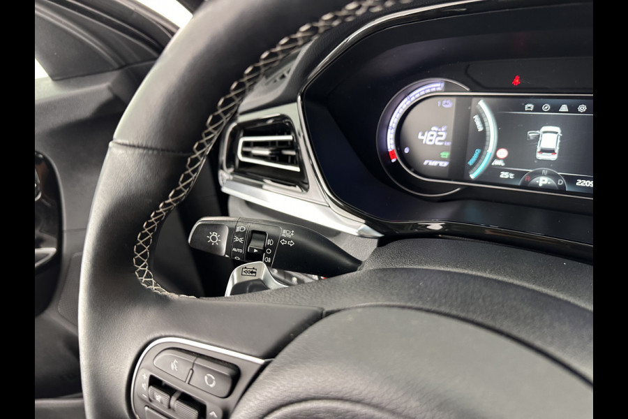 Kia e-Niro DynamicLine 64 kWh [ 3-Fase ] (INCL-BTW)  Aut. *LEATHER-FABRIC | NAVI-FULLMAP | AMBIENT-LIGHT | DAB+ | ADAPTIVE-CRUISE | CAMERA | HEATED-COMFORTSEATS | KEYLESS | DIGI-COCKPIT | SHIFT-PADDLES | CARPLAY | 17"ALU*