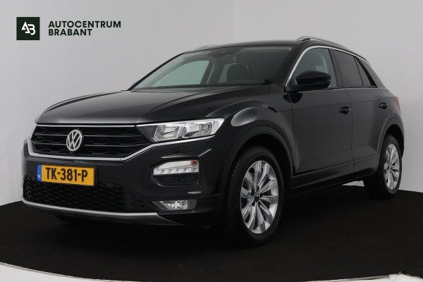 Volkswagen T-Roc 1.0 TSI Style (DIGITALE COCKPIT, PARKEERSENSOREN, CRUISE CONTROL ADAPTIEF, CARPLAY NAVIGATIE, NL-AUTO)