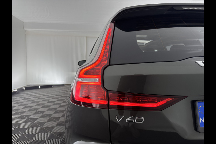 Volvo V60 2.0 T6 Plug-in hybrid AWD Plus Bright (INCL-BTW) *PANO | LUXURY-LEATHER | FULL-LED | DIGI-COCKPIT | NAVI-FULLMAP | HEATED/COOLED-SPORTSEATS | KEYLESS | MEMORY-PACK | ECC | PRIVACY-GLASS | PDC | BLIS | LANE-ASSIST | DAB | CRUISE |
