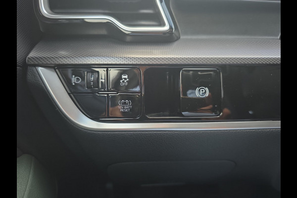 Kia Sportage 1.6 T-GDi Hybrid Dark Edition | Leder | Stoel- en Stuurverwarming | Navigatie | Camera |