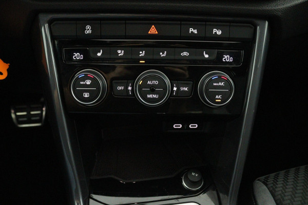 Volkswagen T-Roc 2.0 TSI 4Motion R-line*AUTOM.*PANODAK*ACC*LED*CAME