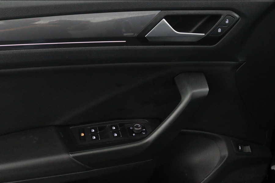 Volkswagen T-Roc 2.0 TSI 4Motion R-line*AUTOM.*PANODAK*ACC*LED*CAME