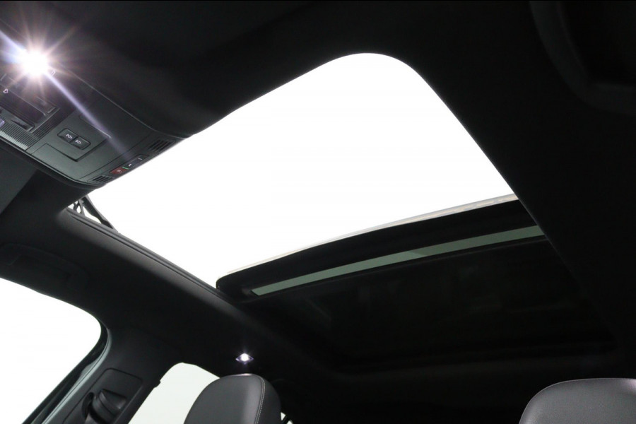 Volkswagen T-Roc 2.0 TSI 4Motion R-line*AUTOM.*PANODAK*ACC*LED*CAME