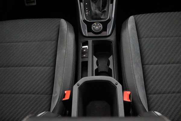 Volkswagen T-Roc 2.0 TSI 4Motion R-line*AUTOM.*PANODAK*ACC*LED*CAME