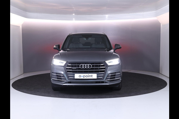 Audi Q5 55 TFSI e quattro Competition 367PK HYBRID| Luchtvering | Trekhaak | LMV