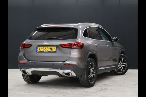 Mercedes-Benz GLA 200 Business Solution Luxury [CAMERA, PDC 360, APPLE CARPLAY, ANDROID AUTO, SFEERVERLICHTING, CRUISE CONTROL, STOELVERWARMING, AUTO AIRCO, NAVIGATIE, NIEUWSTAAT]