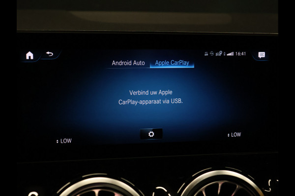 Mercedes-Benz GLA 200 Business Solution Luxury [CAMERA, PDC 360, APPLE CARPLAY, ANDROID AUTO, SFEERVERLICHTING, CRUISE CONTROL, STOELVERWARMING, AUTO AIRCO, NAVIGATIE, NIEUWSTAAT]