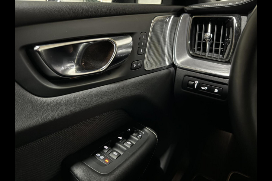 Volvo XC60 2.0 T8 AWD Polestar Engineered B&W Pano HUD ACC Trekh.