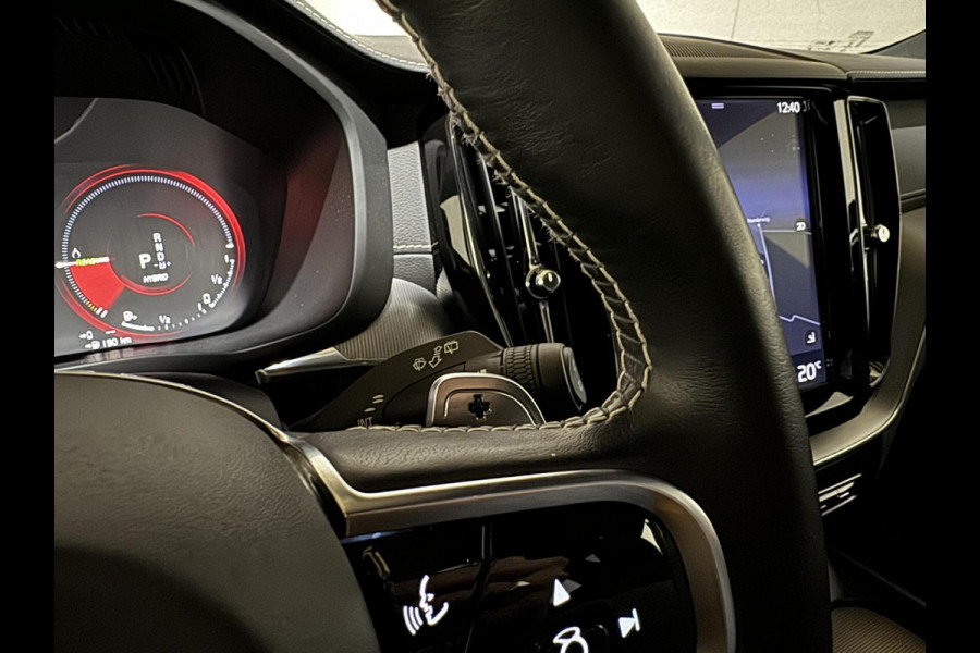 Volvo XC60 2.0 T8 AWD Polestar Engineered B&W Pano HUD ACC Trekh.