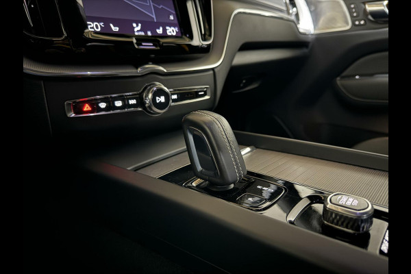 Volvo XC60 2.0 T8 AWD Polestar Engineered B&W Pano HUD ACC Trekh.