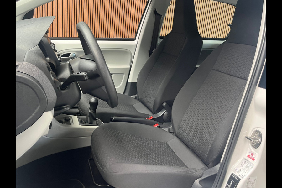 Seat Mii 1.0 5drs 1eEigenaar Navi PDC Airco Cruise Bluetooth BTW auto