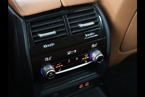 BMW 5 Serie 530e Executive | Panoramadak | Leder | Stoelverwarming | Adaptief LED | Carplay | Sfeerverlichting | Keyless | Camera | Achterbankverwarming | Navigatie