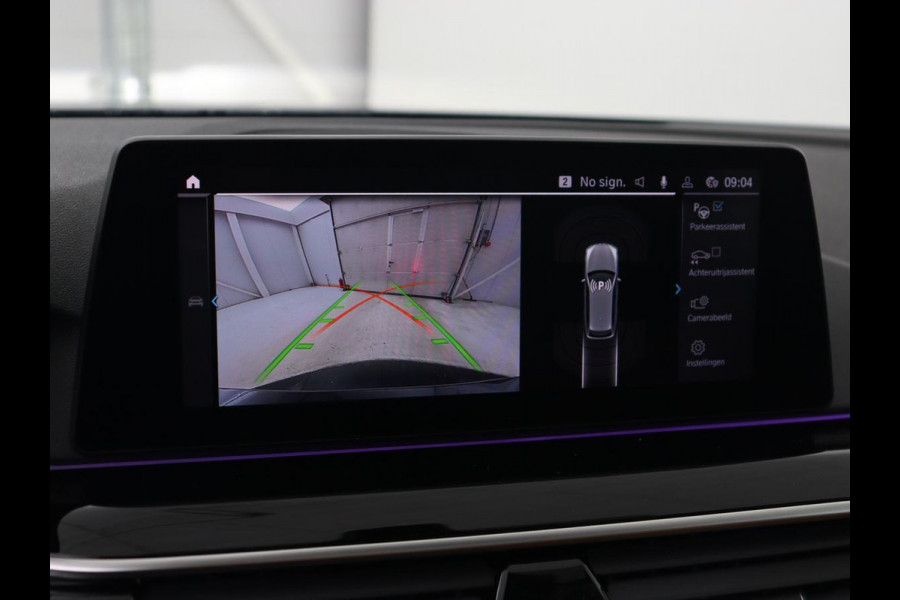 BMW 5 Serie 530e Executive | Panoramadak | Leder | Stoelverwarming | Adaptief LED | Carplay | Sfeerverlichting | Keyless | Camera | Achterbankverwarming | Navigatie
