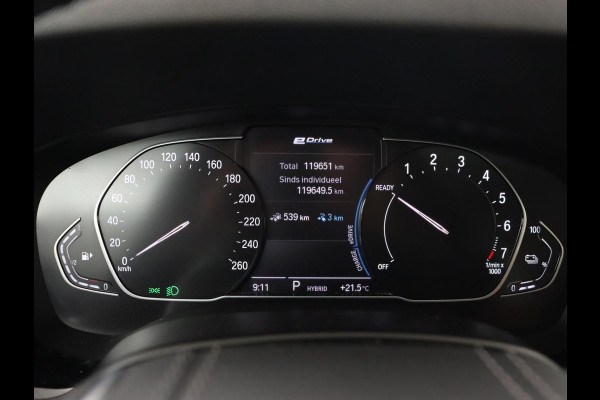 BMW 5 Serie 530e Executive | Panoramadak | Leder | Stoelverwarming | Adaptief LED | Carplay | Sfeerverlichting | Keyless | Camera | Achterbankverwarming | Navigatie