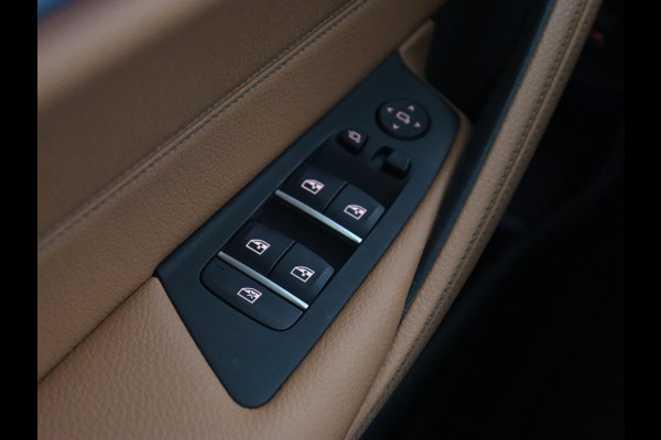 BMW 5 Serie 530e Executive | Panoramadak | Leder | Stoelverwarming | Adaptief LED | Carplay | Sfeerverlichting | Keyless | Camera | Achterbankverwarming | Navigatie