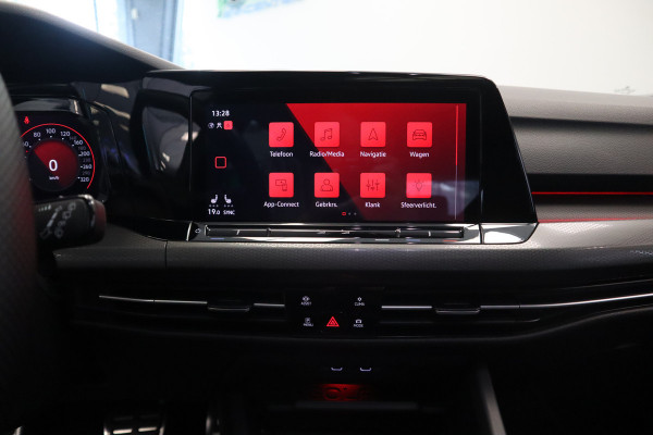 Volkswagen Golf 2.0 TSI GTI ACC Navi Panoramadak Milltek Uitlaat