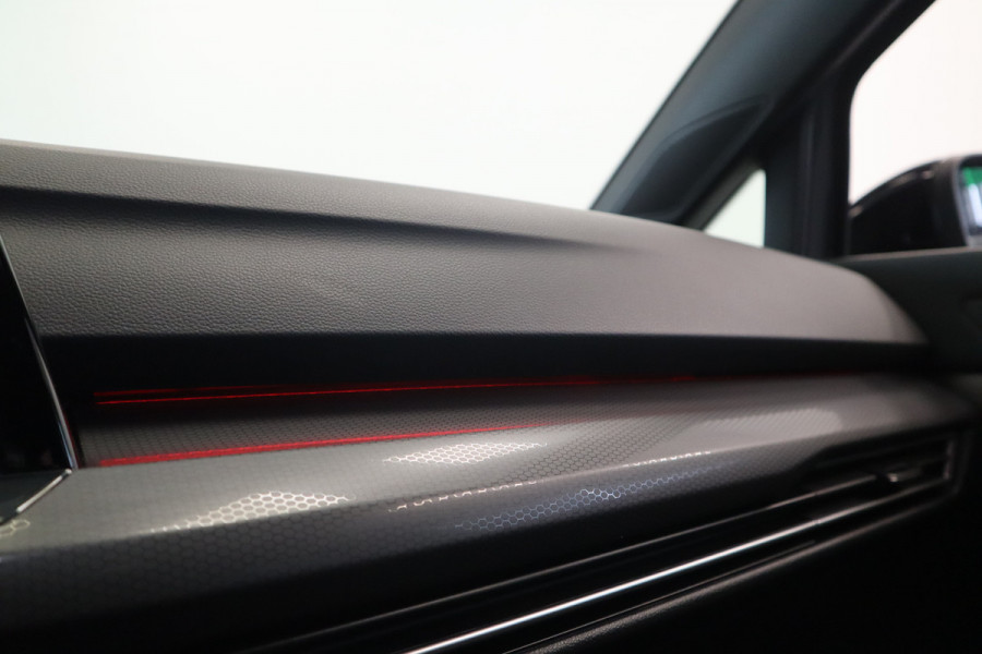 Volkswagen Golf 2.0 TSI GTI ACC Navi Panoramadak Milltek Uitlaat