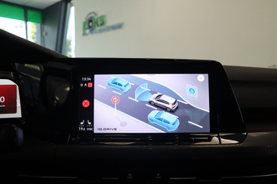Volkswagen Golf 2.0 TSI GTI ACC Navi Panoramadak Milltek Uitlaat