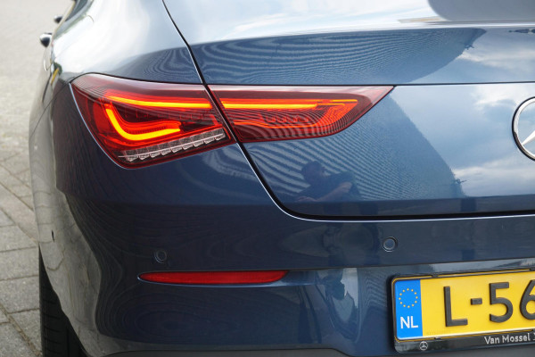 Mercedes-Benz CLA-Klasse 250 225PK/Led-Matrix/18Inch./Sportstoelen Leer/ Dealeronderhouden