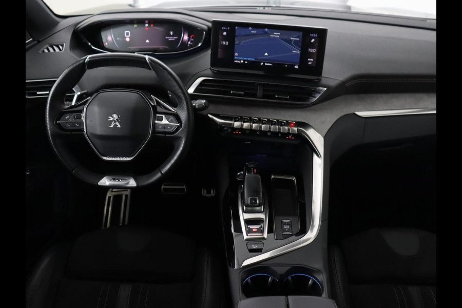 Peugeot 3008 1.6 PureTech GT | Panoramadak | Stoelverwarming | Massage | 360 Camera | Carplay | Adaptive cruise | Focal Sound | Half leder | Navigatie | Keyless | Full LED