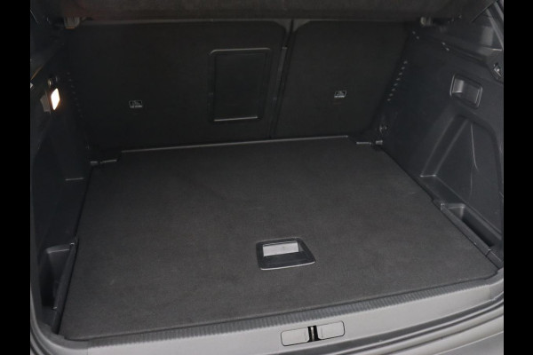 Peugeot 3008 1.6 PureTech GT | Panoramadak | Stoelverwarming | Massage | 360 Camera | Carplay | Adaptive cruise | Focal Sound | Half leder | Navigatie | Keyless | Full LED