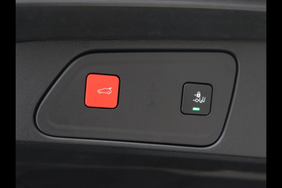 Peugeot 3008 1.6 PureTech GT | Panoramadak | Stoelverwarming | Massage | 360 Camera | Carplay | Adaptive cruise | Focal Sound | Half leder | Navigatie | Keyless | Full LED