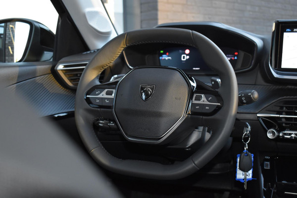Peugeot 208 Hybrid 100 e-DCS6 Allure Aut. | Carplay | Navi | PDC | Incl. garantie