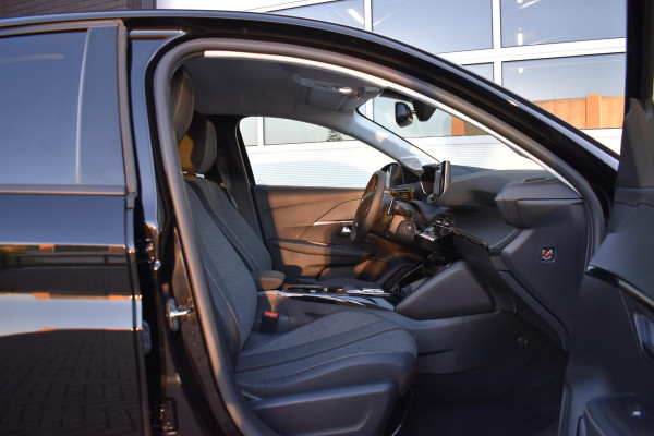 Peugeot 208 Hybrid 100 e-DCS6 Allure Aut. | Carplay | Navi | PDC | Incl. garantie