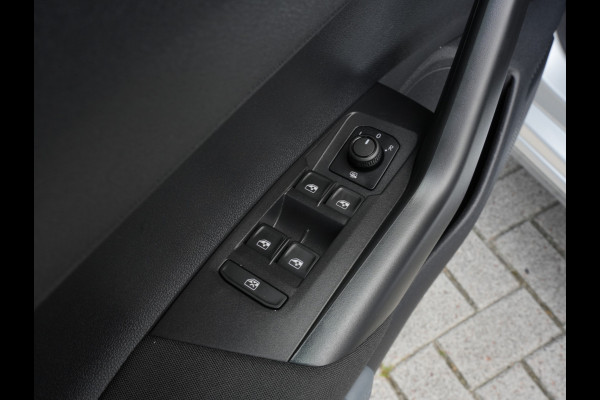 Volkswagen Polo 1.0 TSI Comfortline Business | Keyless | Virtual Cockpit | DAB | Camera