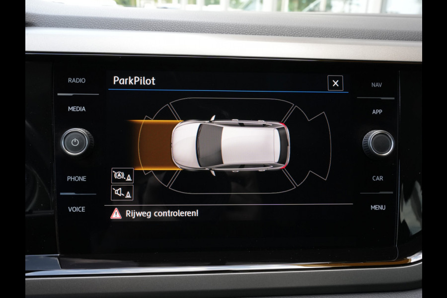Volkswagen Polo 1.0 TSI Comfortline Business | Keyless | Virtual Cockpit | DAB | Camera