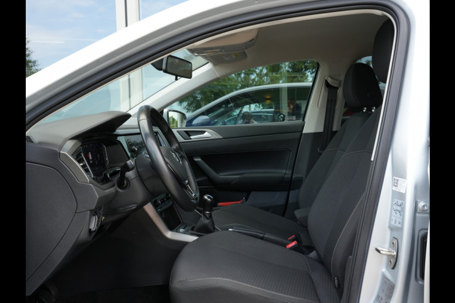 Volkswagen Polo 1.0 TSI Comfortline Business | Keyless | Virtual Cockpit | DAB | Camera