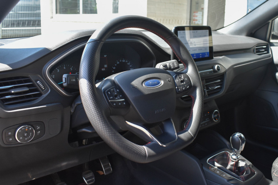 Ford FOCUS Wagon 1.0 EcoBoost 155PK | ST Line | Winter Pak | ACC | NAVI | CAMERA