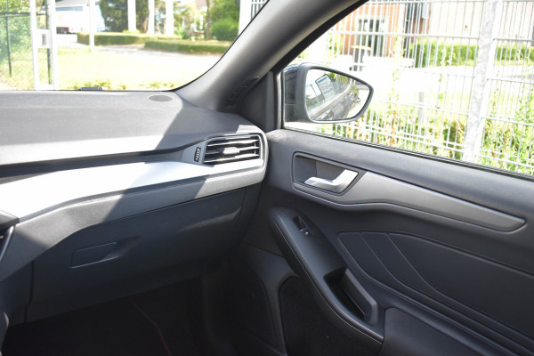 Ford FOCUS Wagon 1.0 EcoBoost 155PK | ST Line | Winter Pak | ACC | NAVI | CAMERA
