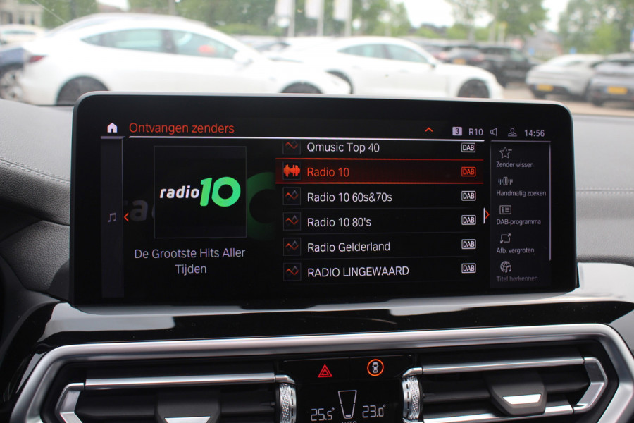 BMW iX3 Exe. M Sport 80 kWh / SoH 99% / Trekhaak / Panoramadak / Camera / Leder / 20'' / DAB / Sfeerverlichting / Stoelverwarming / Cruise Control
