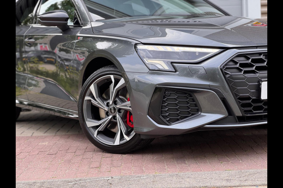 Audi A3 45 TFSI e Pano/RS Zetels/Matrix/Keyless