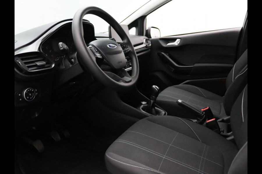 Ford Fiesta 85pk Trend Cruise | Climate | Carplay | Navi | Parkeersens. achter