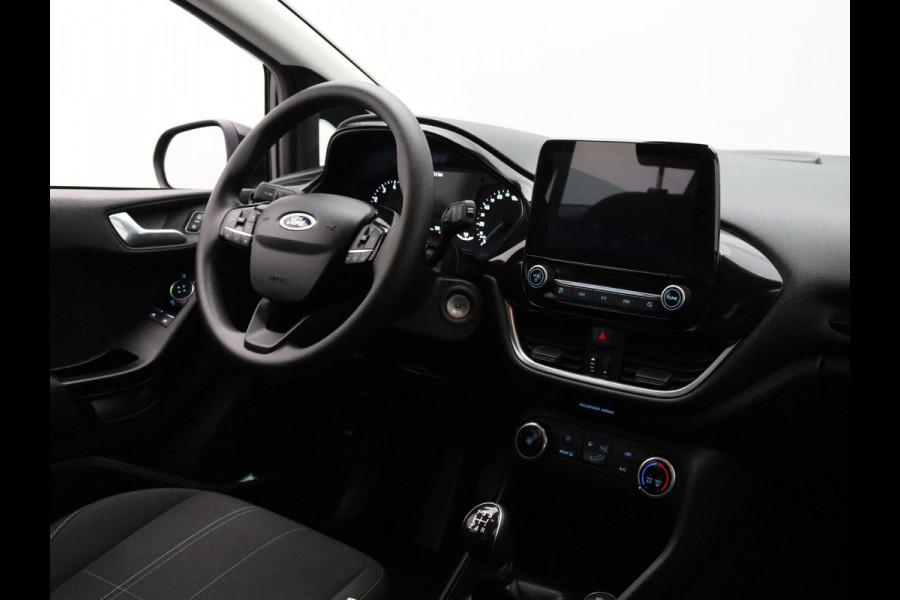 Ford Fiesta 85pk Trend Cruise | Climate | Carplay | Navi | Parkeersens. achter