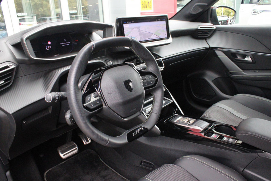 Peugeot 208 Hybrid 145PK e-DCS6 GT | NAVIGATIE | DRAADLOZE APPLE CARPLAY/ANDROID AUTO | CAMERA VOOR + ACHTER | FULL LED KOPLAMPEN | LICHTMETALEN VELGEN 17" | DODEHOEK DETECTIE | DRAADLOZE TELEFOONLADER | KEYLESS ENTRY/START | DAB+ RADIO | ADAPTIVE CRUISE CONTROL |