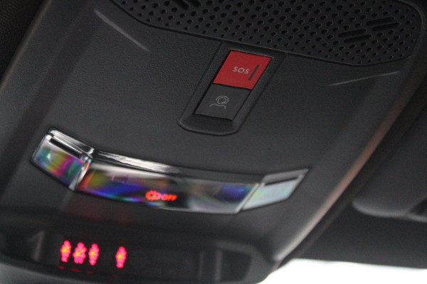 Peugeot 208 Hybrid 145PK e-DCS6 GT | NAVIGATIE | DRAADLOZE APPLE CARPLAY/ANDROID AUTO | CAMERA VOOR + ACHTER | FULL LED KOPLAMPEN | LICHTMETALEN VELGEN 17" | DODEHOEK DETECTIE | DRAADLOZE TELEFOONLADER | KEYLESS ENTRY/START | DAB+ RADIO | ADAPTIVE CRUISE CONTROL |