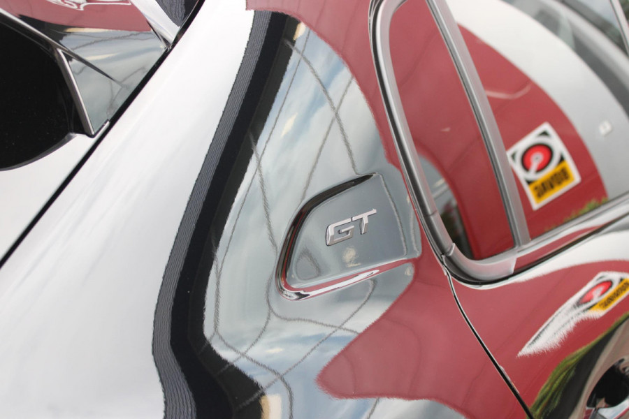 Peugeot 208 Hybrid 145PK e-DCS6 GT | NAVIGATIE | DRAADLOZE APPLE CARPLAY/ANDROID AUTO | CAMERA VOOR + ACHTER | FULL LED KOPLAMPEN | LICHTMETALEN VELGEN 17" | DODEHOEK DETECTIE | DRAADLOZE TELEFOONLADER | KEYLESS ENTRY/START | DAB+ RADIO | ADAPTIVE CRUISE CONTROL |