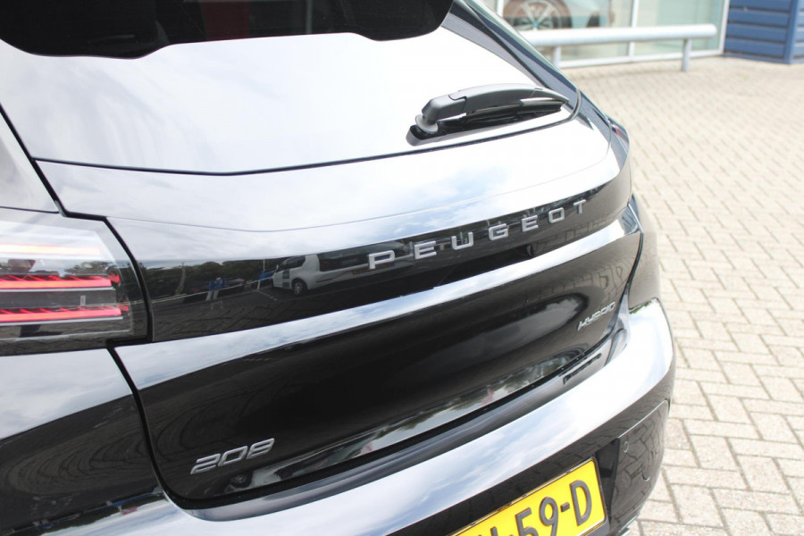 Peugeot 208 Hybrid 145PK e-DCS6 GT | NAVIGATIE | DRAADLOZE APPLE CARPLAY/ANDROID AUTO | CAMERA VOOR + ACHTER | FULL LED KOPLAMPEN | LICHTMETALEN VELGEN 17" | DODEHOEK DETECTIE | DRAADLOZE TELEFOONLADER | KEYLESS ENTRY/START | DAB+ RADIO | ADAPTIVE CRUISE CONTROL |