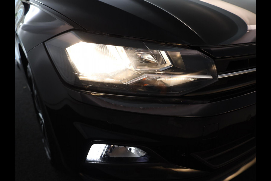 Volkswagen Polo 1.0 TSI Comfortline Business 95pk 5bak| Navi| LM-velgen| Clima| Parksensors