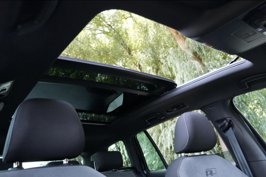 Volkswagen Golf 7.5 - 1.5 TSI ACT 2x R Line 150 PK | Pano-dak | Virtual | CarPlay | Cruise | Stoelverwarming | Camera | LED | PDC |