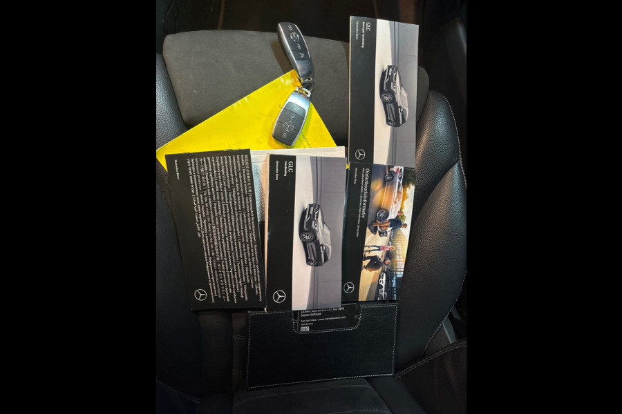 Mercedes-Benz GLC 200 Business Solution AMG