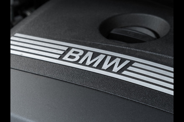 BMW X1 xDrive30e M-Sport Pro - M-Zetels - Full-Option - NP76.000