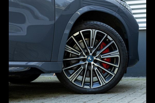 BMW X1 xDrive30e M-Sport Pro - M-Zetels - Full-Option - NP76.000